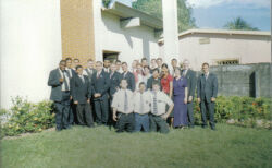 Esta Foi a 1º visita do presidente Layton A Zona Santarem&Óbidos e Oriximina em 2003.
Gildo Domingos Silva
07 Feb 2006