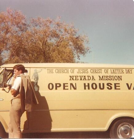 Nevada LV Mission Open House Van and Elder Woods 1977
Garth D. Smith
30 Sep 2009