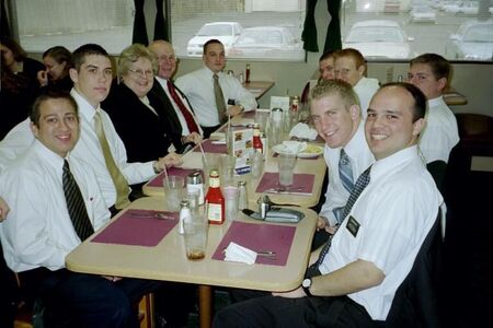 Lunch with the Cooks.
Mike  Batie
05 Oct 2005