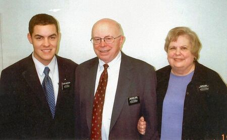 My first day in the mission with President and Sister Cook
Stanley Richard Gudmundsen
11 Apr 2006
