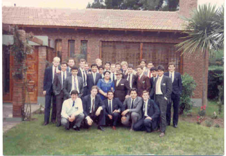 Fue realizada por el Pte. Lozano en la casa de la mision, participaron todos los LZ y algunos misioneros que en el futuro podrian llegar a serlo, esta foto pertenece a Claudio Barlaro
Claudio Horacio Barlaro
15 Sep 2005