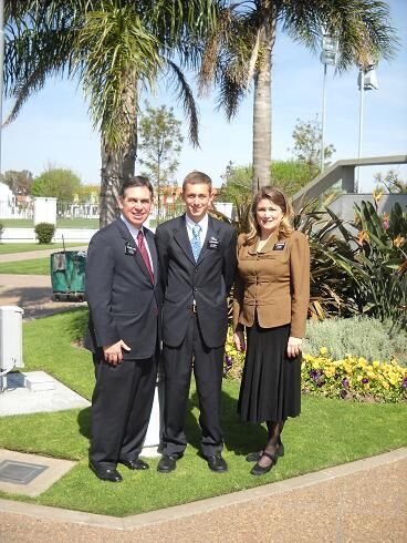 Elder Allen Pickett with President and Sister Benton
Allen Pickett
11 Jan 2010