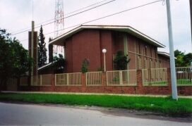 This is the chapel that the Diza and Villa Alem wards both share. Notice it's on a dirt road, you'll see a lot of that. These wards make up most of the southeastern half of Tucuman, which is the largest city in the mission.
David  Sallay
24 May 2004