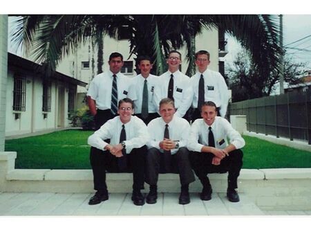 Taken at the Stake Center in Salta (Boedo 56).
The Elders shown are (back left to right) -- Barreto, Ciciaro, Hancey, Diamond --- (front left to right) ---  Warner, Harames, Robinson
Bryan C. Robinson
29 Aug 2001