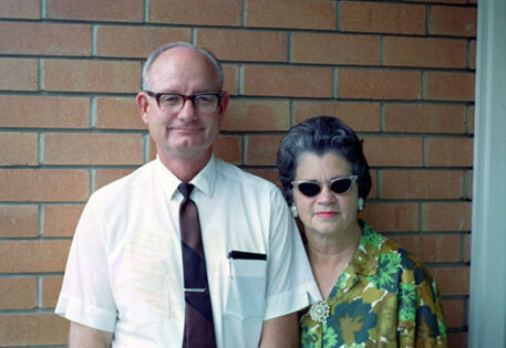 President R. Don Smith and Sister Virginia Smith in Brisbane, probably Chermside.  October 1967
Doran L. Denney
29 Aug 2007