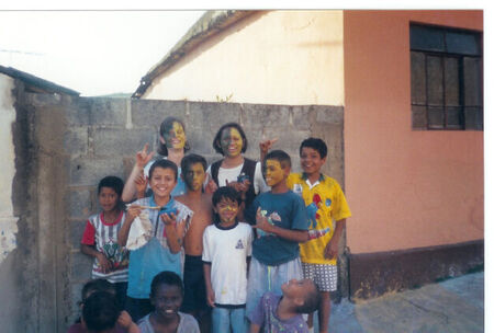 Sister Fox e Sister C. Goncalves  e criancas da vizinhanca; com caras pintadas na copa de 1998 em Lafaiete
Cleia  Peterson
30 Apr 2003