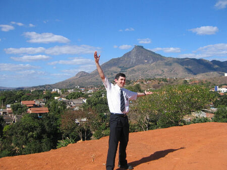 Elder Don Robertson in Governador Valadares
Don Victor Robertson
10 Oct 2005