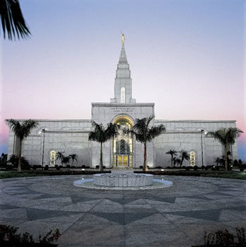 The Temple in the morning.
Aaron D Bentley
04 Jun 2002