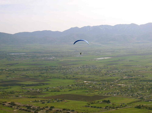 Under glide in cache valley
John Michael Thunell
21 May 2007