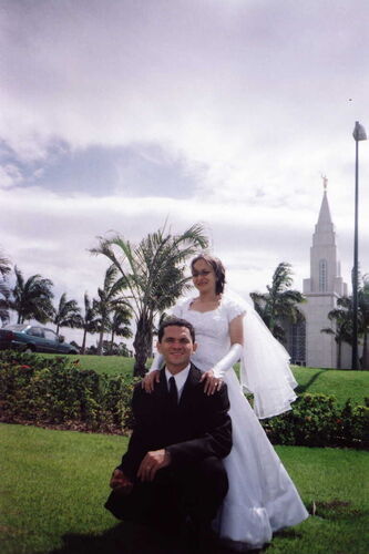 Eu e minha esposa, Lorivan, nos selamos nos Templo de Campinas, em 21/11/2003
Odair José Ferreira Viana
19 Mar 2004