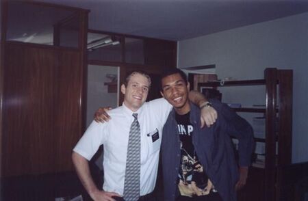 Essa foto eu tirei no Escritório da Missão com o meu melhor amigo missionário.
Luiz Antonio Barbosa Tavares de Lucena
14 Jul 2004