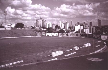 A futebol stadium in Uberaba.
Michael J. Simmons
12 Jan 2003