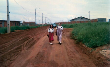 Bairro São Lucas em Uberlândia. Janeiro de 98.
Sisteres : Lessa e Leeflang.
Carmozilda Batista Lessa
02 Jul 2006