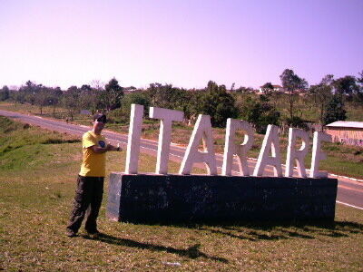 Uma visita a cidade de Itararé. Uma área que me marcou muito. E muito bonita cidade também.
Felipe Gomes de Melo Costa
20 Aug 2007