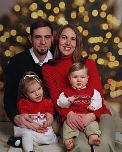 This is the Mayo Family at Christmas Frank (me),  Marianne (my wife), Anna and Robert
Frank  Mayo
26 Apr 2006