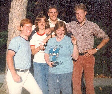 Simi Valley District P-Day October 1979. l-r; Elder Crozier, ID. Sister Kathy Mendenhall, Lethbridge, Alberta, Canada. Elder Jon Farley, ID. Sister Betty Jill Barett, MD. Elder Sudweeks, Sandy, UT. The only true district.
Grant  Bobo
19 Apr 2003