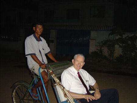 Elder LeFevre's first and only cyclo ride...(sent by LeFevres)
Robert Thomas Heintz
02 Feb 2004