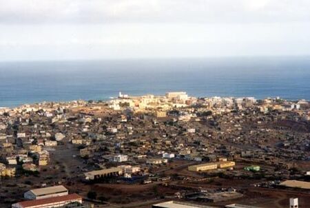 A nice view of Praia from the highest point  near the city.
Darin  DeMille
20 Nov 2002