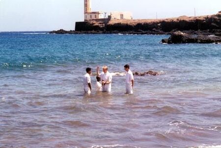 Every missionary prays for this.   The boy's father, mother, and brother were baptized just moments earlier.
Darin  DeMille
20 Nov 2002