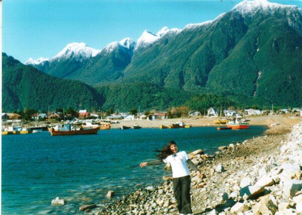 Este es el hermoso pueblo de Chaitén, es un pueblo pequeño, sin embargo tiene personas maravillosas y de gran corazón. Me encanto.....
Irma C. Mieres Torres
01 Jun 2006