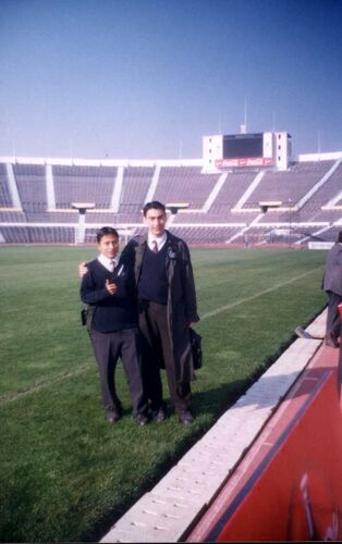 Aquí estamos los ganadores de la misión chile
Santiago Este. Yo Rodi Cadillo y elder Vasquez.
Rodi  Cadillo Calixto
16 Feb 2002