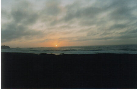 La playa y el bello atardecer. Do you like it?
Eduardo Rojas
28 Oct 2004