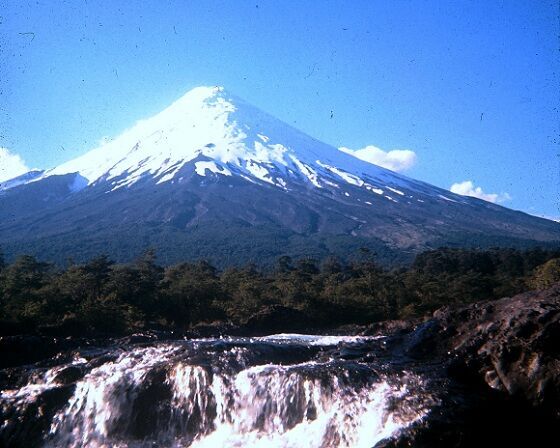 Volcán Osorno near Petrohué
Mark Richard Nordgren
29 Mar 2011