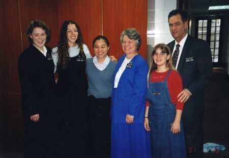 Sister Patterson, Sister Adams, Christina, former mission President and Sister HInton, and Tiffani
Christina Leong
27 Aug 2005