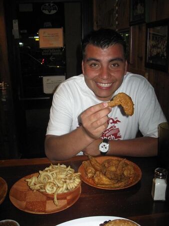 Alitas en Hooters
Oscar Javier Alvarez
24 Aug 2009