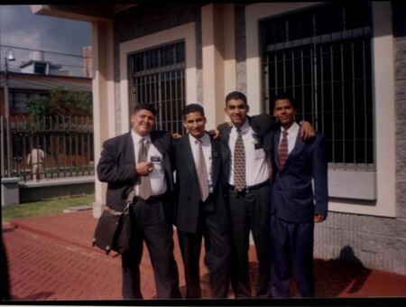 Conferencia Misional,Elder Moncaleano, Elder valdes, Elder Doria y Elder Solano.    
Año 2000
Hermes  Solano
26 Jan 2004