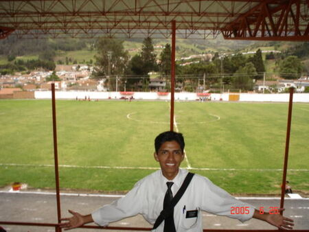 Aqui estoy en el Stadium de Pamplona
Gerardo
04 Jul 2005