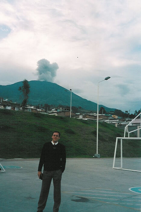 Así nos recibió el Galeras cuando abrimos área en Mariluz.
Nicolás Alfredo Antognazza Frabasile
10 Dec 2005