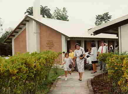 Capilla Guapiles
Dewey Joseph Levie
14 Feb 2002