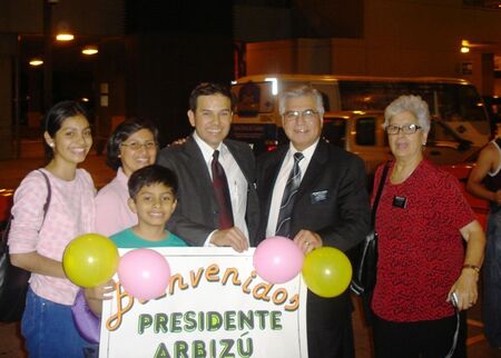 Llegada del Pte. Arbizu y familia en San Jose - 30 de Junio de 2006
Mission Network
10 Nov 2006