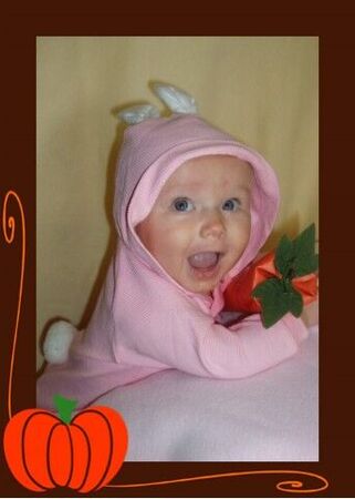 Daniela wants to wish everyone a Happy Halloween!
Daniel James Bergantz
25 Oct 2005