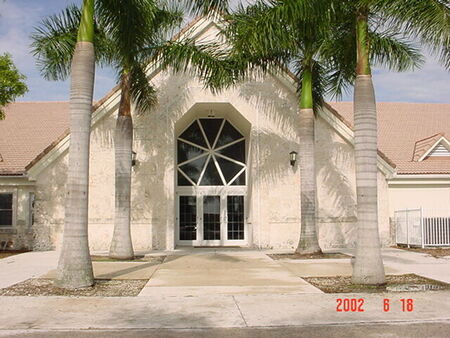 FountainBleu Building off of Flager St.
Matt D George
01 Aug 2002