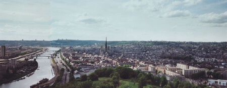 A gorgeous town ... this is seen from the overlooking hill - you can hike or drive to the top.
Matthew C. Sample
07 Nov 2003