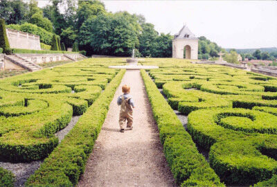 This is my son, Elston, running through the garden at Chateau d'Auvers, north of Cergy.  If you like impressionism, you will love the museum that this beautiful castle houses.  It takes you inside the lives of the impressionists and it's right where many of them did a lot of their painting.
Jacob Garlan  Miller
10 Mar 2004