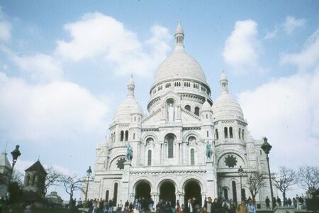 La Basilique du Sacré Coeur - Montmartre, Paris
Justin B. Hill
18 Mar 2004