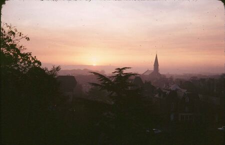 Another beautiful day in Rouen. Taken from balcony.
Brian R. Waller
28 Jul 2005