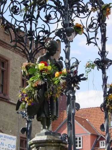 The Goosegirl fountain in the middle of Stadt Goettingen.  July 10, 2004
Scott A. Walker
27 Jun 2005