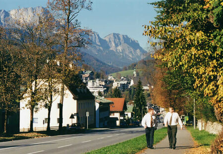 Elders(Bruce and Ferguson) in Berchtesgaden, Germany - 2000
Gerald  Ferguson
09 Oct 2003