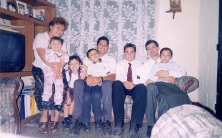 elder Cordón´s family, my greenie and a_rod
Adrian Alonso Rodriguez
19 Jul 2005