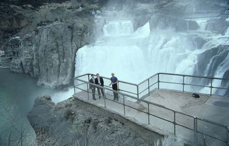 Elders visiting Twin Falls Dam 1982
Phillip  Vogt (Weyers)
26 Sep 2006