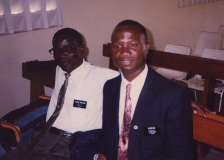 Elder Martin et Elder Dié
Korey Payne
22 Apr 2002