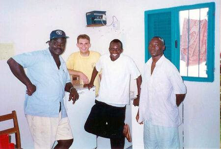 Vieux pere, Williams, Mukanki, Gore
Sean  Williams
21 Apr 2003