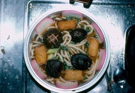 Another homemade udon recipe.  Looks delicious!  I just love shitake mushrooms.
David  van der Leek
20 Aug 2003