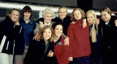 September 2001,back L-R: Kart, Sis. Vremea, Irena, Kadi, Sis. Hill, Katre, Sis. Rollins
Front L-R: Sis. Traut, Sis. Packham
Sara  Joyner
18 Oct 2001