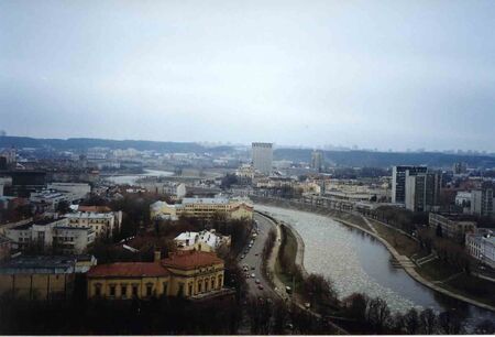 Icy river in Vilnius
Brian E. Sherman
10 Oct 2003