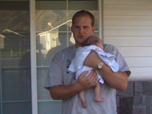 YO con mi sobrino
Kevin Carlisle Pence
12 Aug 2002